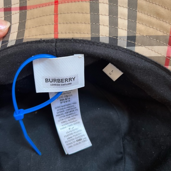 🚫SOLD🚫Vintage Check Technical Cotton Bucket Hat - Picture 8 of 9